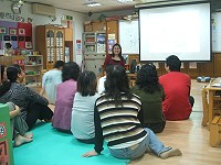 　衛生局為志工朋友們舉辦芳療研習課程。（圖／文：林冰芳）