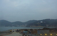 台電興建堤頂道路,連接勝利山莊下方與環螺公路間,可能作為清馬道該路段的替代道路。(圖/文:邱竟瑋)