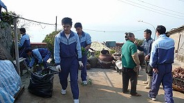 北竿岸巡隊提供獨居老人居家環境清潔的服務。(圖/文:陳鵬雄)