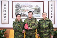 政戰主任召見調職人員　圖與文：莊郁傑