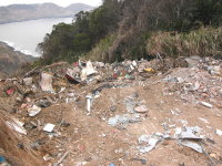 　風山廢土場出現大量的非土石營造廢棄物。（圖／文：陳鵬雄）
