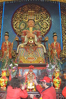 　馬祖境天后宮展開兩岸媽祖文化交流之旅，首日順利抵達壺江會香，並將媽祖金身供奉在壺江天妃宮。（圖／文：曹重偉）