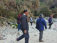 　科蹄澳海灘在多元就業人員辛勤的清理後，重新成為欣賞夕陽與海景的最佳地點。（圖／文：鄭慧菁）