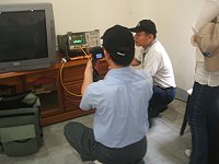 　國家通訊傳播委員會（NCC）抵達東莒測試有線電視收訊品質。（圖／文：林冰芳）