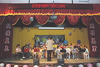 　介壽國民中小學第三十三屆畢業典禮，在悠揚的國樂聲中揭開序幕。（圖／文：鄭慧菁）