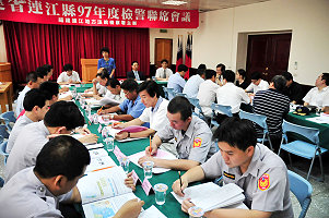 地檢署昨召開今年第一次檢警聯繫會議,金門高檢署檢察長林玲玉專程來馬參加並為檢警同仁加油打氣。(圖/文:曹重偉)