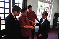 　立法院長王金平百忙中特別抽空接見來自馬祖的朋友們，並聽取縣長陳雪生說明府會此行來意。（圖／文：曹重偉）