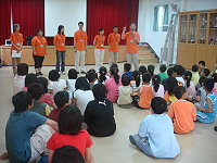 　永和基督教禮拜堂暑期東引福音隊和小朋友相見歡。（圖／文：陳其敏）