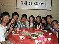 　在地簡單、平價小吃及特色套餐，成為旅遊旺季自組小團及背包族首選。（圖／文：劉秋月）