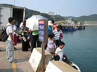 　旅遊旺季時，南、北竿航班上午九時、下午四時半恢復一班，遊客明顯減少。（圖／文：劉秋月）