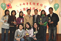 　地區衛生志工大會師！秘書長王忠銘表揚去年績優志工，期勉大家繼續散播關懷與愛心。（圖／文：鄭慧菁）