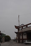 　北竿舊航站屋頂高架天線影響附近整體景觀，民眾建議遷移到適當位置。（圖／文：陳鵬雄）