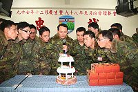 馬防部舉辦十二月份軍官連慶生餐會　圖與文：鄭智元