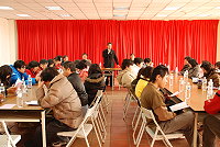 　消費券發放在即，南竿鄉公所昨天下午進行工作人員講習，三個領券所，工作人員多達四十餘人。（圖／文：劉秋月）