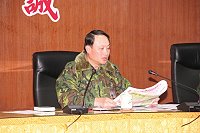 指揮官鄭中將引用忠誠報規定闡述酒後駕車的嚴重性。(圖/文:林忠和)