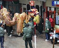 　東引軍民歡欣鼓舞迎接春節到來。（圖／文：陳其敏）