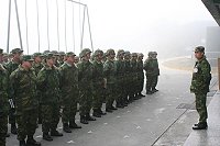 　指揮官鄭中將日前視導砲兵群部隊基地整備情形，並期許鑑測部隊受測官兵，以平常心接受挑戰，為單位及個人爭取最高榮譽。（圖／文：黃俊智）