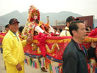 莒光威武陳元帥廟長樂鶴上尋根之旅祭祀大典及所到之處受到夾道歡迎。(圖/文:陳樂團)
