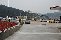 　福澳港旅客碼頭及聯外道路已局部完成路面回填。（圖／文：邱竟瑋）