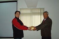 　馬祖區漁會第二十一屆常務監事林善清(右)上任。（圖：馬祖區漁會提供）