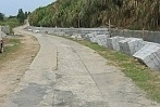 停工兩個月的東莒燈塔路段，若無法達成共識，將可能遭到減做。（圖／文：林冰芳）