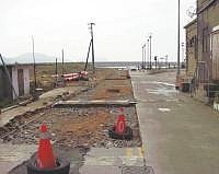 塘岐部份路面今年配合下水道工程開挖翻新。(圖/文:陳鵬雄)