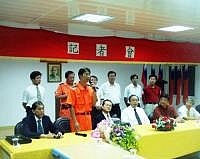 執行勤務時被對岸漁民挾持至大陸的海巡隊員江少南,昨天在記者會上說明事件的發生經過。(圖/文:曹重偉)