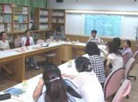 仁愛國小召開家長會,會議中選舉曹昇華老師擔任家長會主席,家長對仁愛國小學生人數成長倍增表示高度肯定。(圖/文:張登傑)