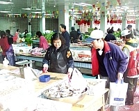 狂牛病威力連馬祖也無法倖免,而大多數鄉親仍是以海產為廚中上賓。(圖/文:曹重偉)