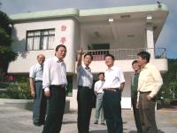 銘傳大學再度派員勘察在職碩士班籌劃事宜，瞭解教學場地、資源教室及宿舍設施。（圖／文：宋志富）